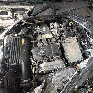 MERCEDES BENZ C250 (AB089XT)
