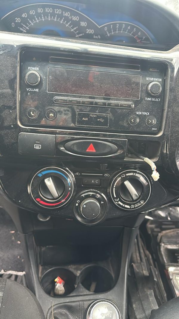 TOYOTA ETIOS XLS 1.5 M/T (PLE860)