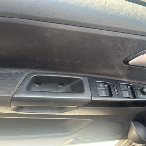 VW VOLKSWAGEN SURAN 1.6 16V 5D 428 (AB312YX)