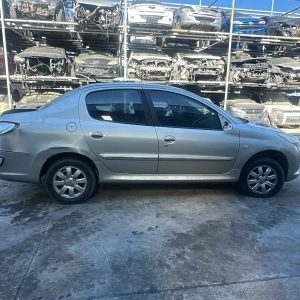 PEUGEOT 207 COMPACT XS 1.4 4PTAS (KTG269)