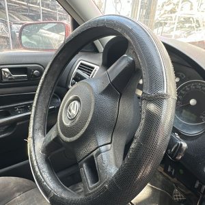 VW VOLKSWAGEN BORA 2.0 (INJ225)