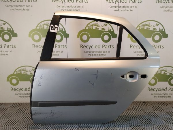 Puerta Trasera Izquierda Renault Laguna Ln (05365426)