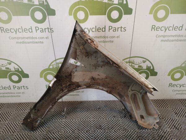 Guardabarro Izquierdo Renault Sandero Lv (04289998)