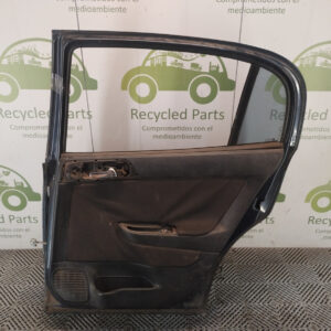 Puerta Trasera Derecha Chevrolet Astra (05931631)