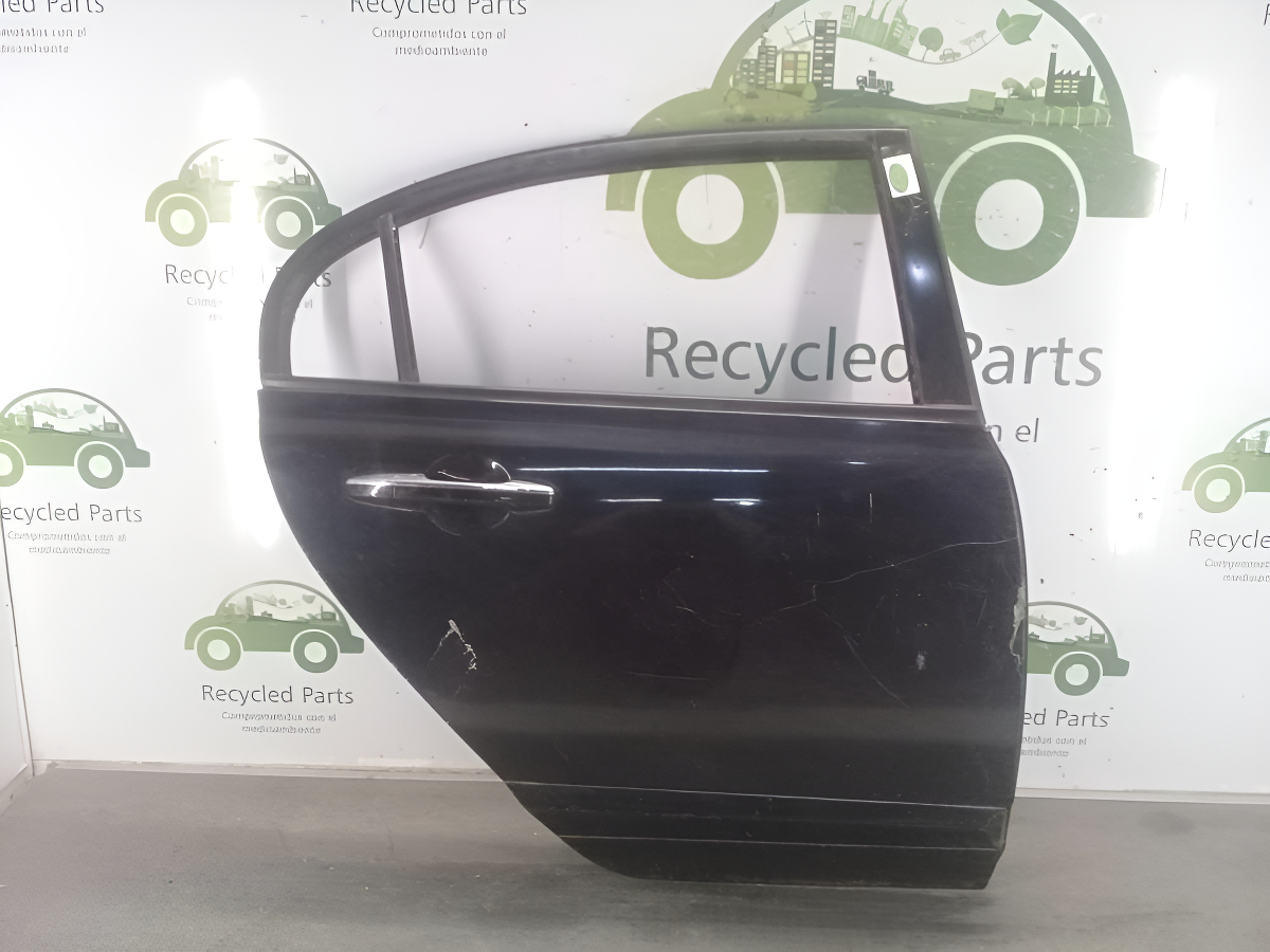 Puerta Trasera Derecha Honda Civic 8va (02932770)