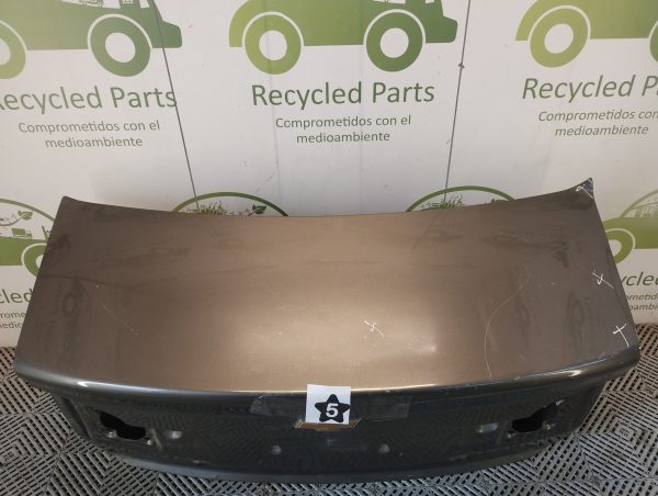 Tapa De Baul Chevrolet Classic (05320393)