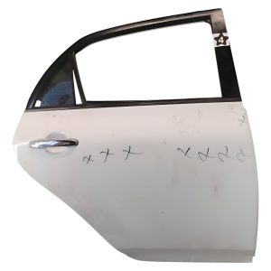 Puerta Trasera Derecha Toyota Corolla G10 (06131628)