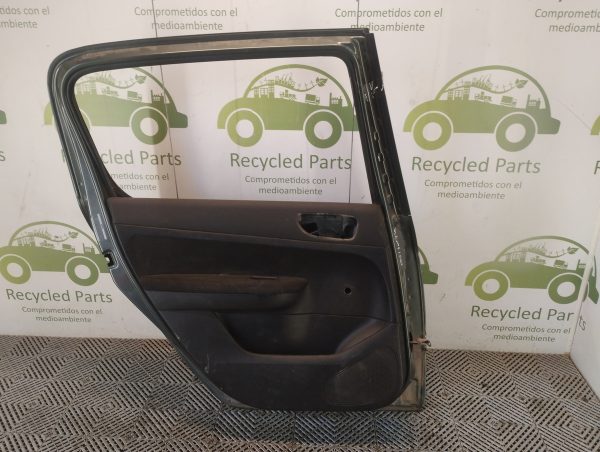Puerta Trasera Izquierda Peugeot 307 (05515074)