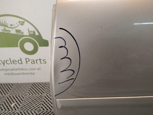 Puerta Trasera Izquierda Chevrolet Corsa (05503189)