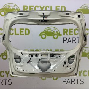 Porton Trasero Toyota Yaris Ln (03524208) Lp