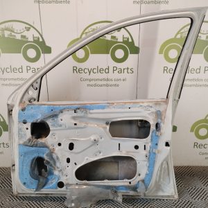 Puerta Delantera Derecha Chevrolet Corsa (04901871)