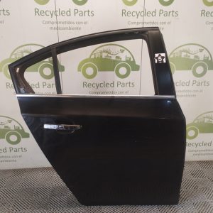 Puerta Trasera Derecha Chevrolet Cruze 4p (06747493)
