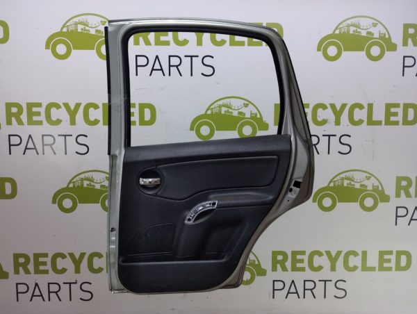 Puerta Trasera Derecha Citroen C3 Lv (05136951) Lp