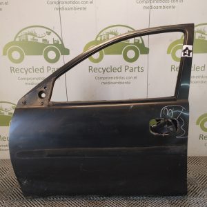 Puerta Delantera Izquierda Chevrolet Corsa (05456613)