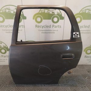 Puerta Trasera Izquierda Chevrolet Corsa (06117553)
