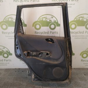 Puerta Trasera Izquierda Honda Fit Lv (06128762)