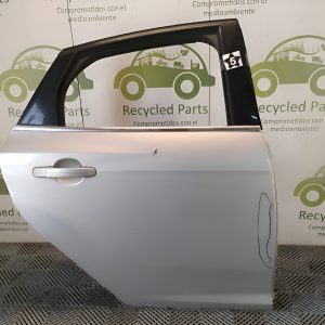 Puerta Trasera Derecha Ford Focus F3 (05380084)