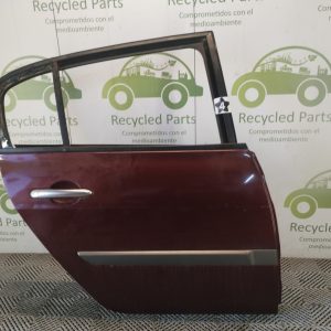 Puerta Trasera Derecha Renault Megane 2 4p (05647088)