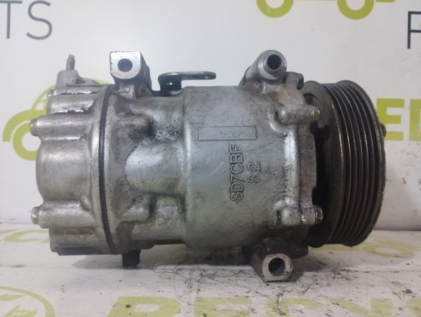 Compresor De A/a Peugeot 308 1.6 (06015451)