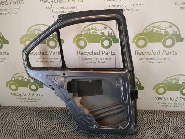 Puerta Trasera Izquierda Vw Bora (06147508)