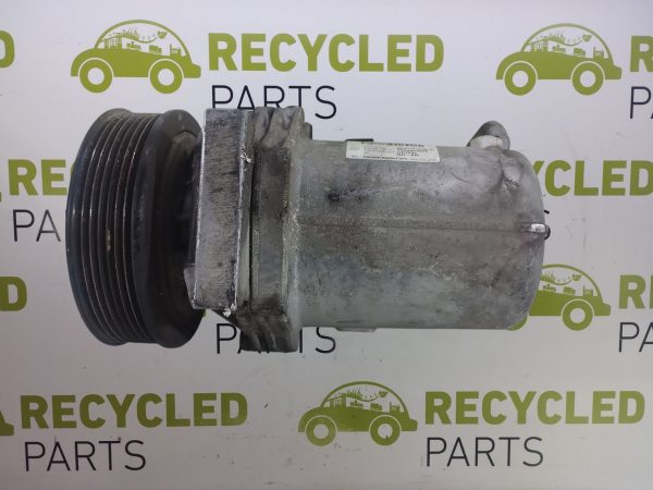 Compresor De A/a Renault Captur 2.0 (06045956)