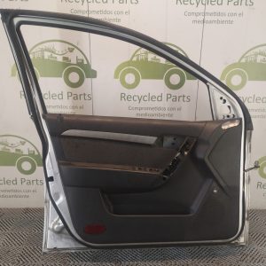 Puerta Delantera Izquierda Chevrolet Aveo (06328651)