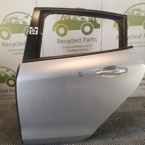 Puerta Trasera Izquierda Peugeot 208 (05853398)