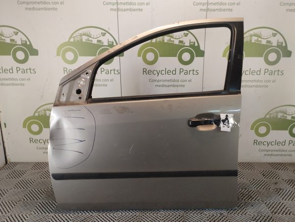 Puerta Delantera Izquierda Ford Fiesta Max (05158937)