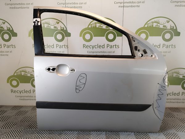 Puerta Delantera Derecha Ford Focus F1 (05257684)