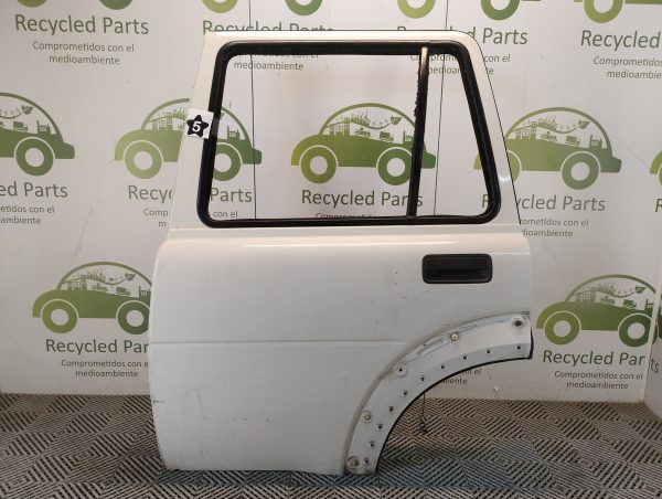 Puerta Trasera Izquierda Land Rover Freelander (05568956)