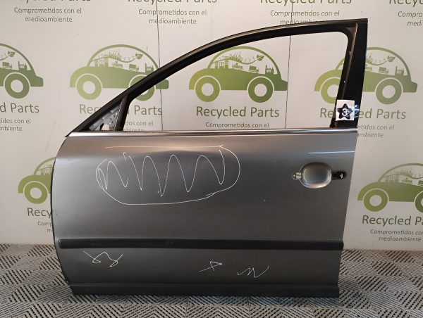 Puerta Delantera Izquierda Vw Passat B5 (05503709)