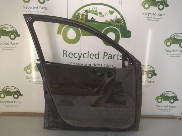 Puerta Delantera Izquierda Renault Megane 2 (03248539)