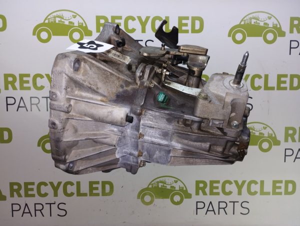 Caja De Velocidades Nissan Tiida 1.8 16v (05373566)