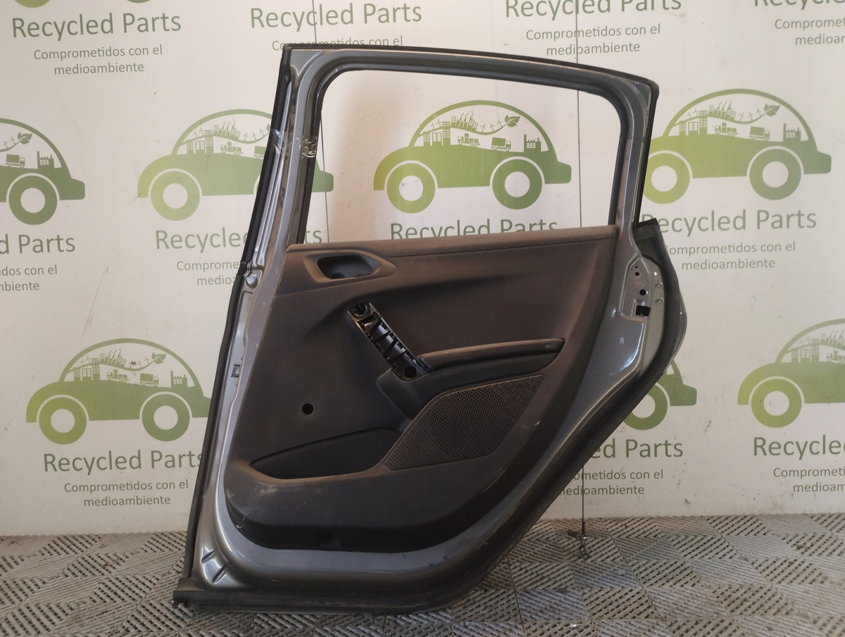 Puerta Trasera Derecha Peugeot 208 (05362804)