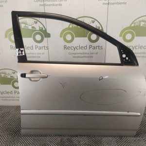 Puerta Delantera Derecha Toyota Corolla G9 (05004804)