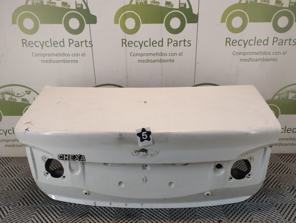 Tapa De Baul Chevrolet Classic (04814338)