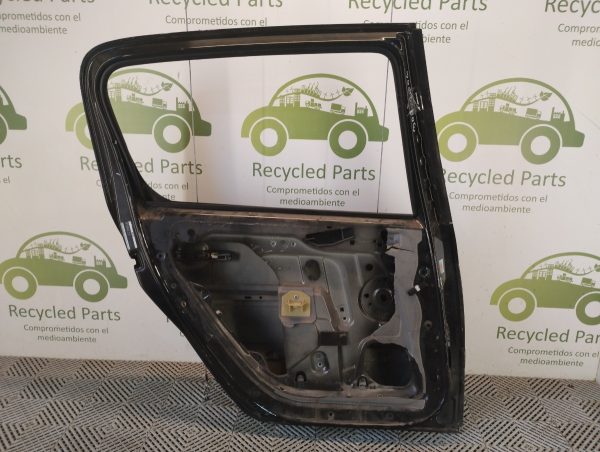 Puerta Trasera Izquierda Peugeot 307 (04970483)
