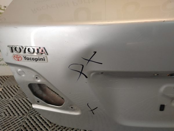 Tapa De Baul Toyota Corolla G10 (05602534)