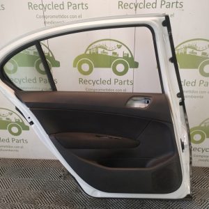 Puerta Trasera Izquierda Peugeot 408 (05918001)