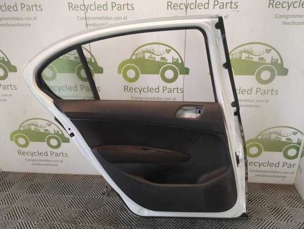 Puerta Trasera Izquierda Peugeot 408 (05918001)