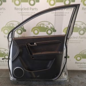 Puerta Delantera Derecha Chevrolet Captiva (06038081)