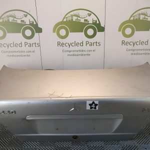 Tapa De Baul Mercedes Benz C220 (01376435)
