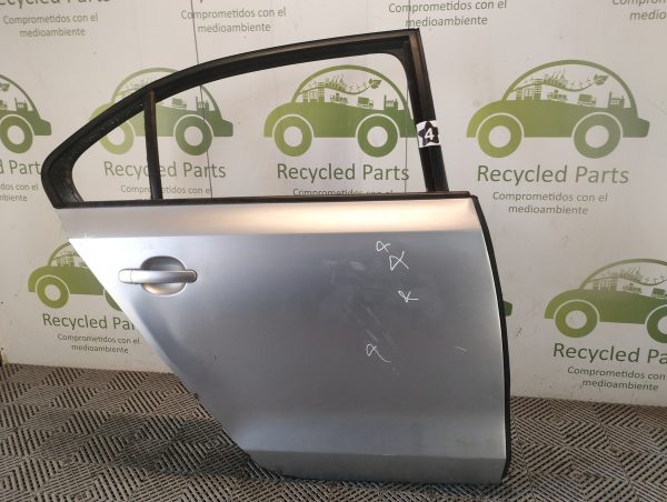 Puerta Trasera Derecha Vw Vento Li (06197833)