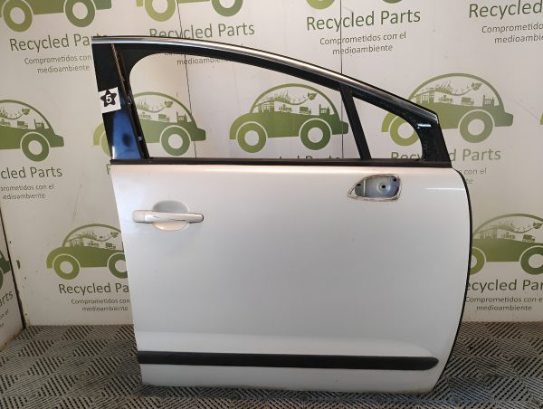 Puerta Delantera Derecha Peugeot 3008 (05590539)