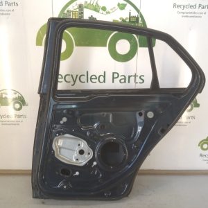 Puerta Trasera Derecha Vw Vento Lv (02966622)