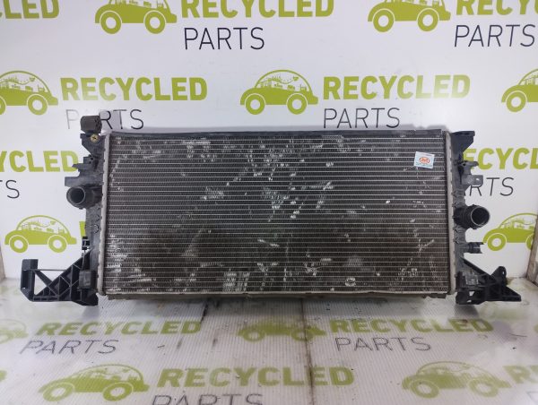 Radiador De Agua Chevrolet Cruze 1.4 (05298452)
