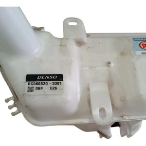 Deposito Lavaparabrisas Toyota Yaris Original (06469088)