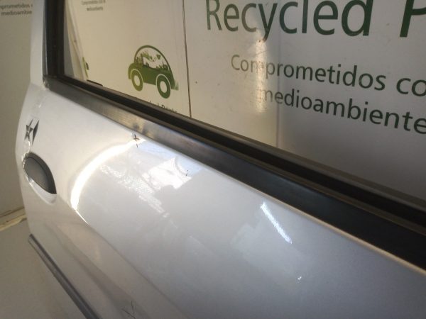 Puerta Delantera Derecha Renault Logan (03270971)