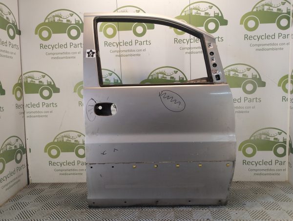 Puerta Delantera Derecha Hyundai H1 (05300370)