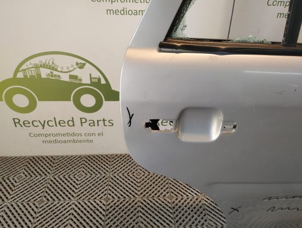 Puerta Trasera Derecha Vw Gol G2 G3 G4 (05289247)